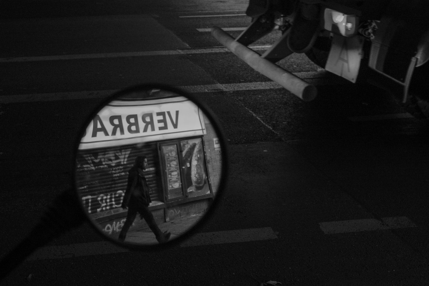 Jean-Pierre Damen urban and street photography - 07_L1002938-2.jpg