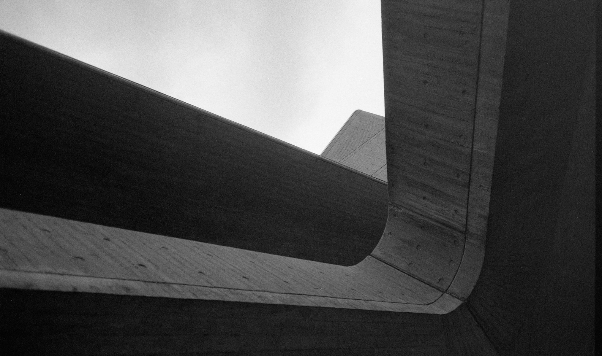 Jean-Pierre Damen urban and street photography - roll16_002.jpg