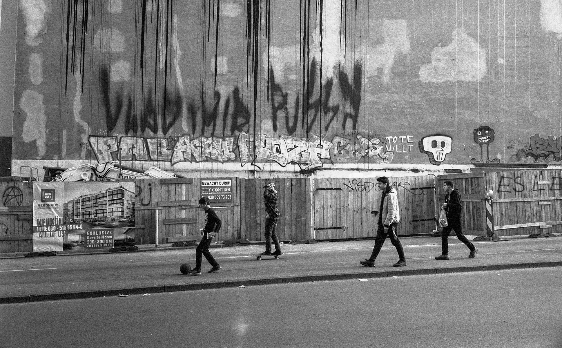 Jean-Pierre Damen urban and street photography - roll9_001.jpg